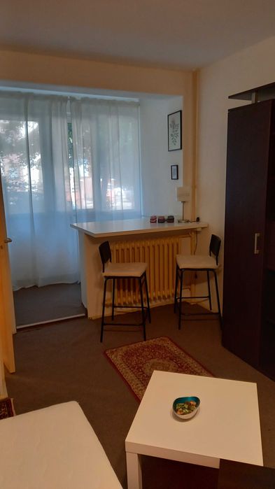 Închiriere garsonieră