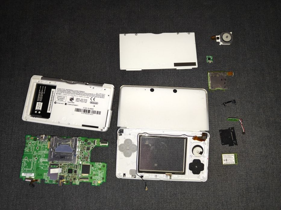 Nintendo 3ds piese