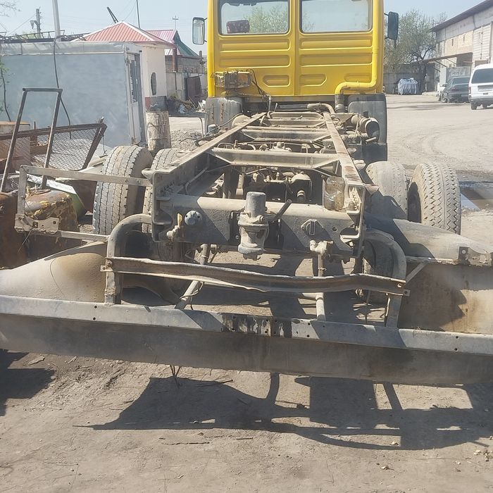 Ман автомабили сотилади