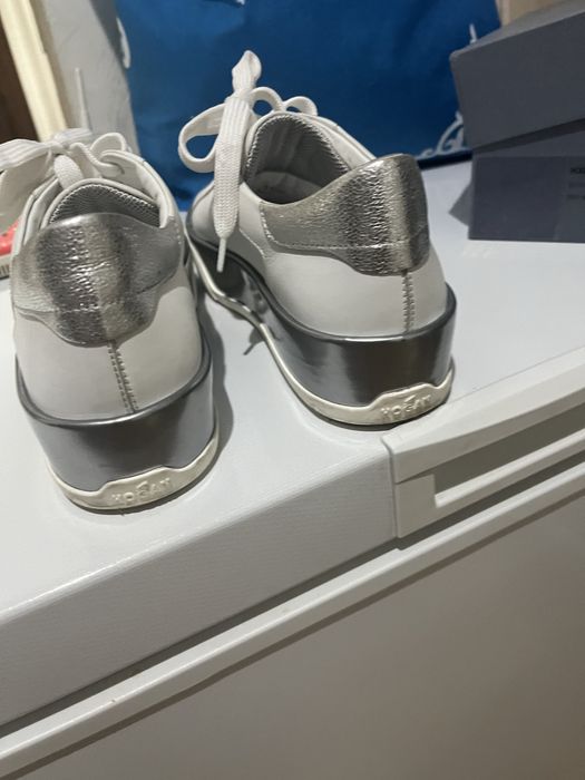 Кеды бренда Hogan