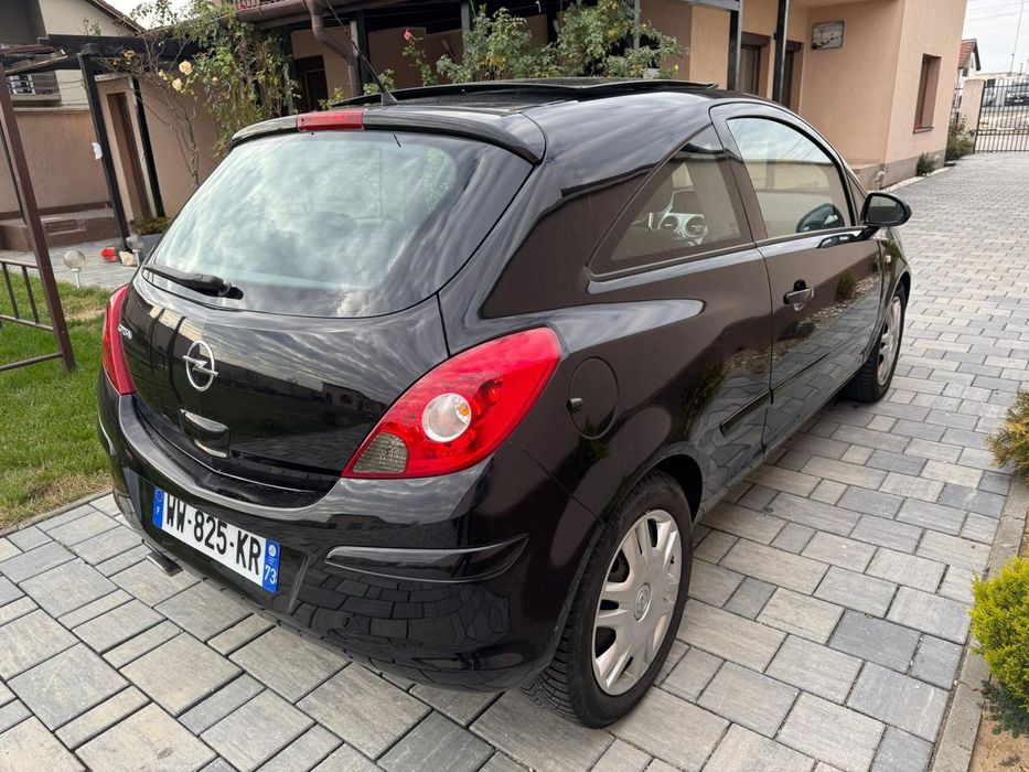 Vând Opel Corsa înmatriculat