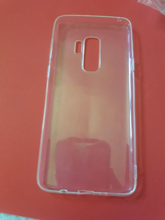 Vând urgent husă tranparentă la schimb la Samsung note 3 neo