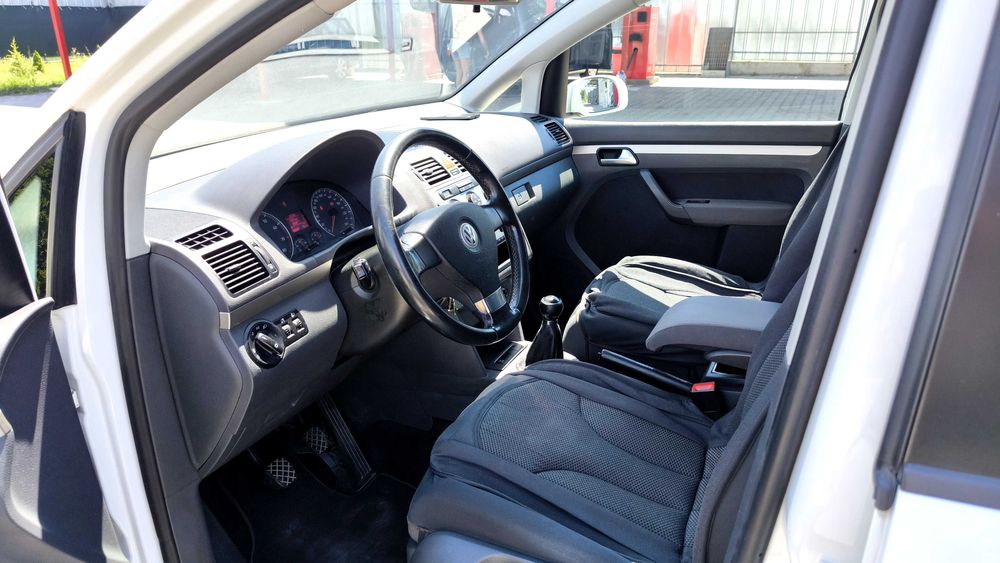 Фолксваген Туран