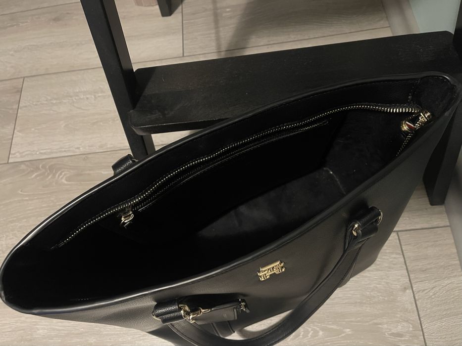 Чанта Tommy Hilfiger