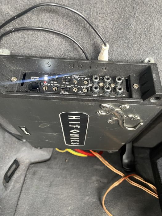 Бас каса pionner 800w + 4 канален усилвател