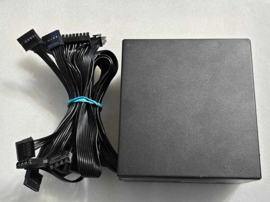 Sursa PC Aqirys Pulsar SI 450W 80+ White 2 x 6+2 PCI-E 120mm, PFC