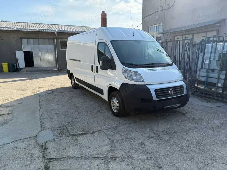 Transport marfa Bucuresti si in tara autoutilitara 3,5 tone