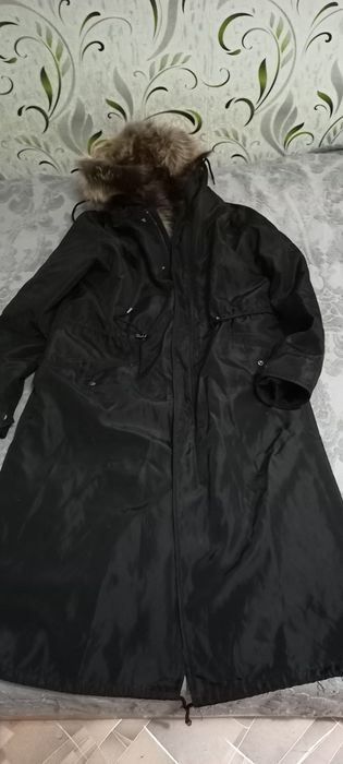 Продам плащ-парку 2 в 1,  48 рр