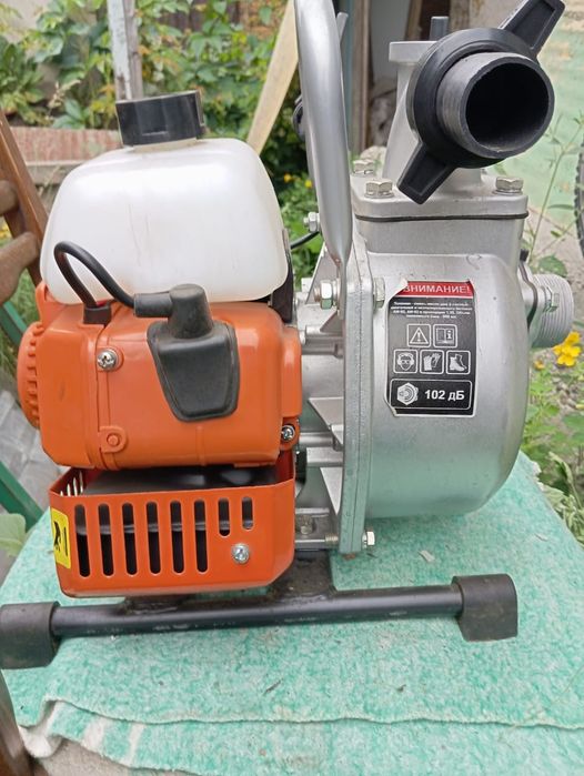 Насос (бензонасос, мотопомпа) для полива