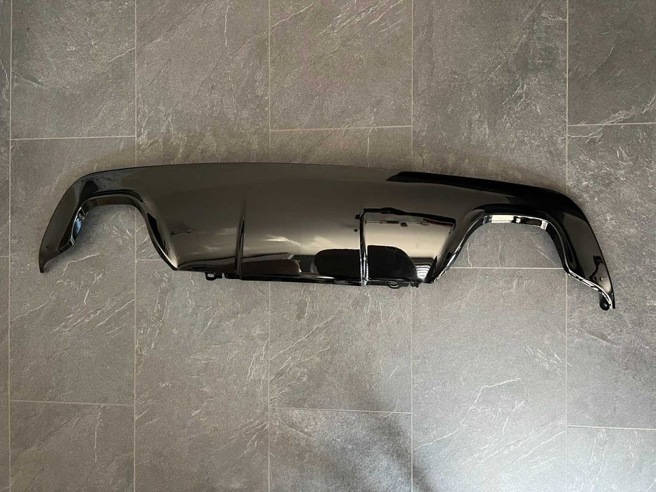 Двоен дифузьор за БМВ е60/Bmw e60/61 Черен гланц