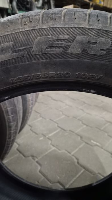 Летняя резина Bridgestone 235/55 R20