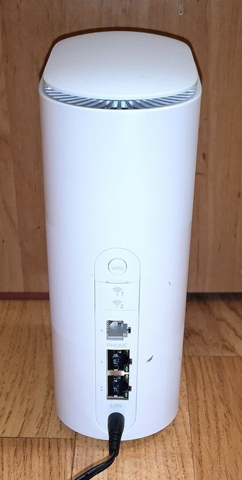 Router modem 5G wifi ZTE MC801A liber de rețea