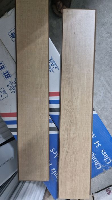 Ламинат ёлочка новый