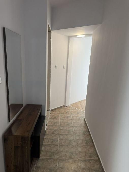 Дава се под наем Тристаен апартамент в Варна, Гръцка махала - 90 кв.м за 550 € - Снимка #10