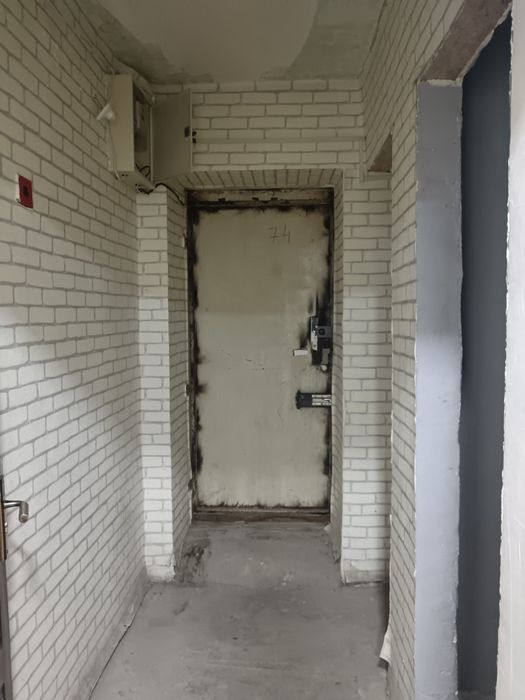 Olmaliqda 2 xonali pod ofis ne jiloy joy