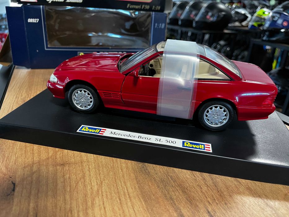 REVELL метален колекционерски модел количка MERCEDES-BENZ SL500 1994г.