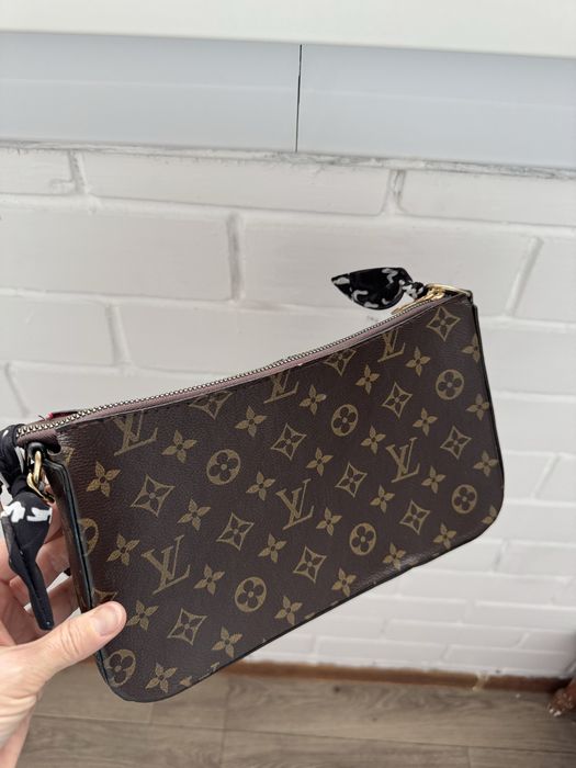 Продам сумочку LV