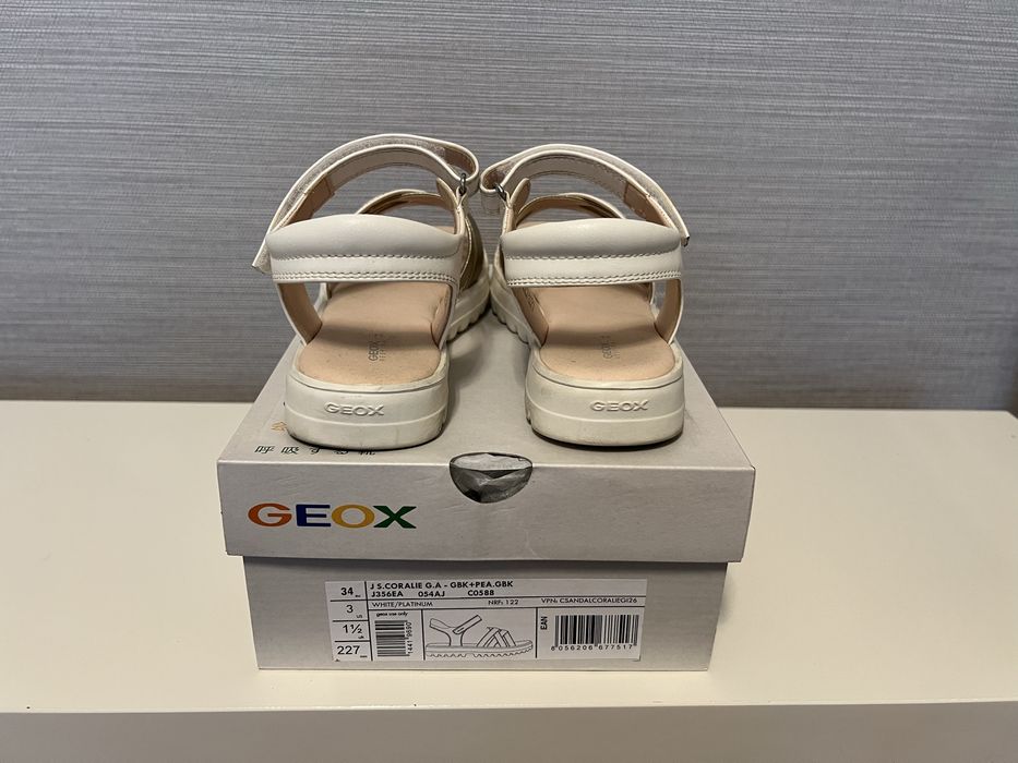 Намалени! GEOX детски сандали н.34