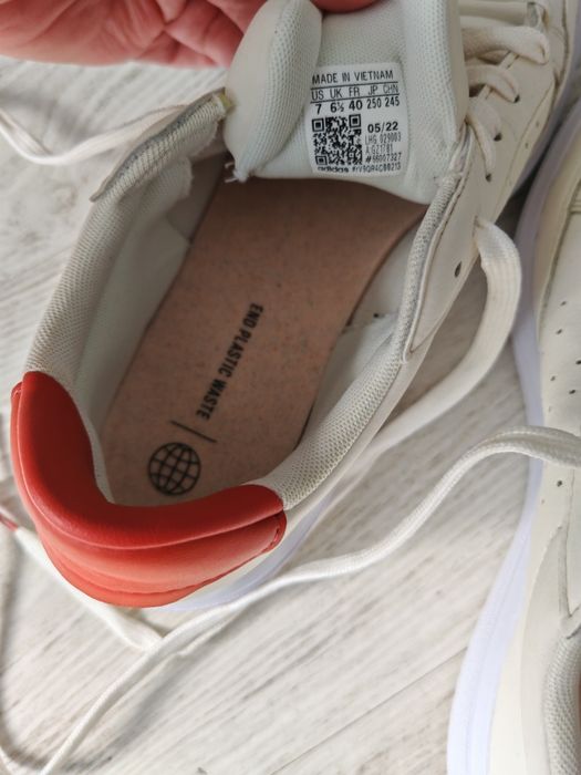 Adidasi 40. Stare foarte buna