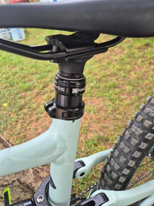 Продавам велосипед Specialized