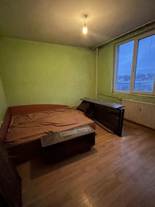 Тристаен апартамент с отлична локация! ж.к. Люлин 1!