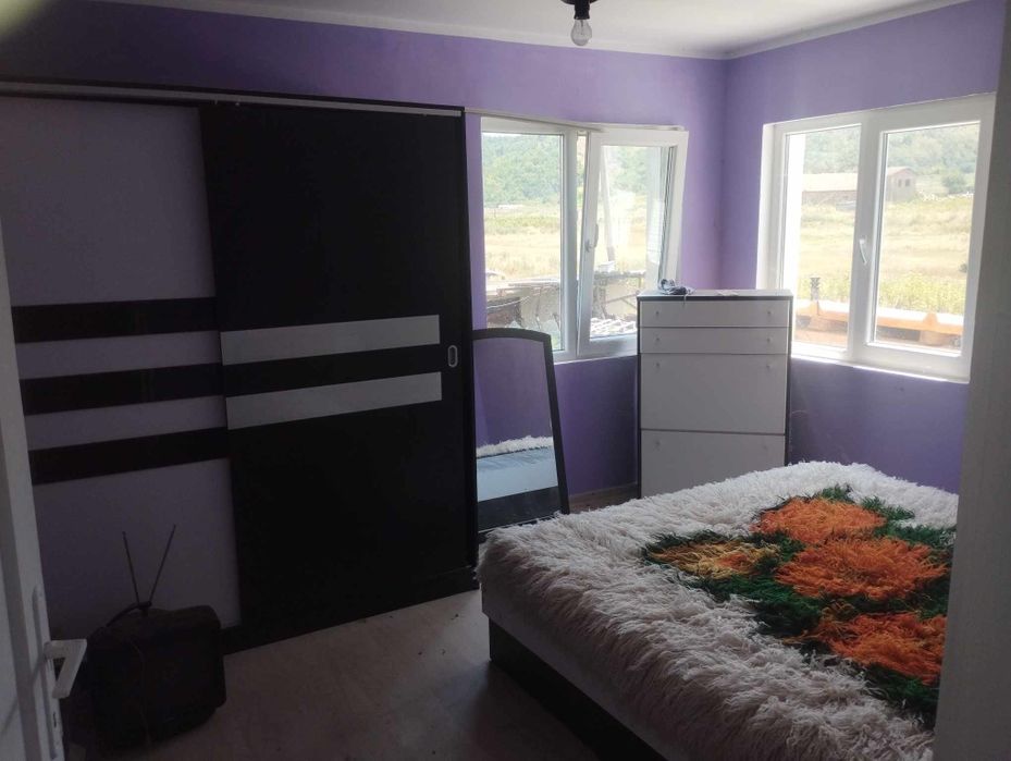 Продавам къща в гр. Криводол