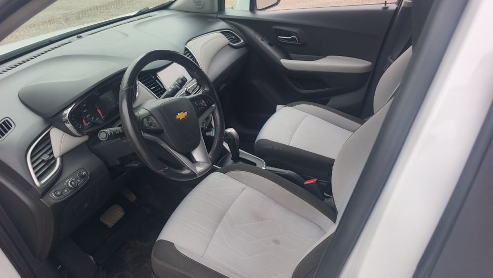 Chevrolet Tracker 1 Premier 
Год: 2019 
Пробег: 49 600 км 
Состояние: