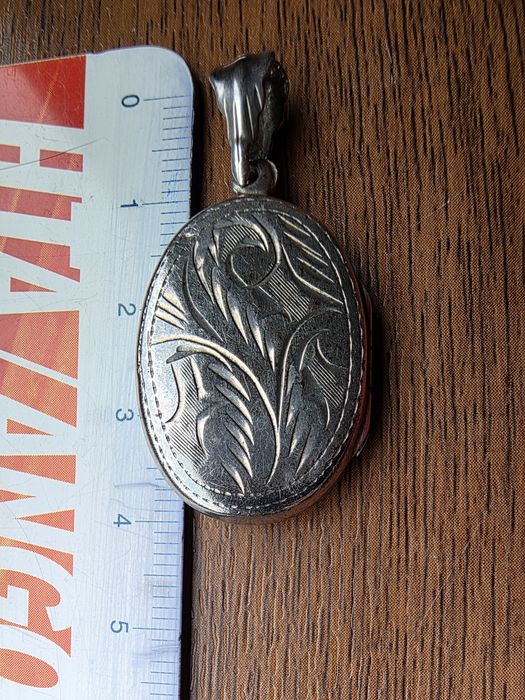 Lant cu medalion cu loc de 2 poze