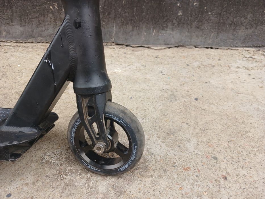 Продам трюкавой самокат