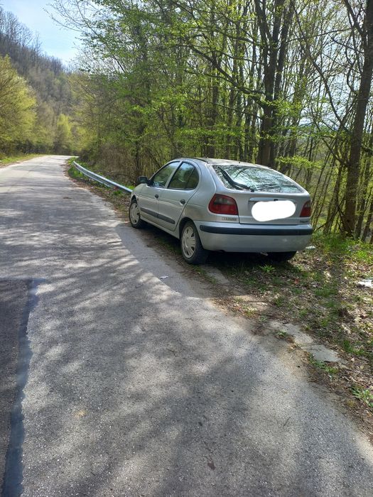 !!!СПЕШНО!!! ПРОДАВАМ Renault Megane 1.9dti 1999г 90к.с 
Продавам Renault Megane 1999г. 1.9dti. Дизелов двигател, Ръчни скорости, 90к.с 
Цена-1300€