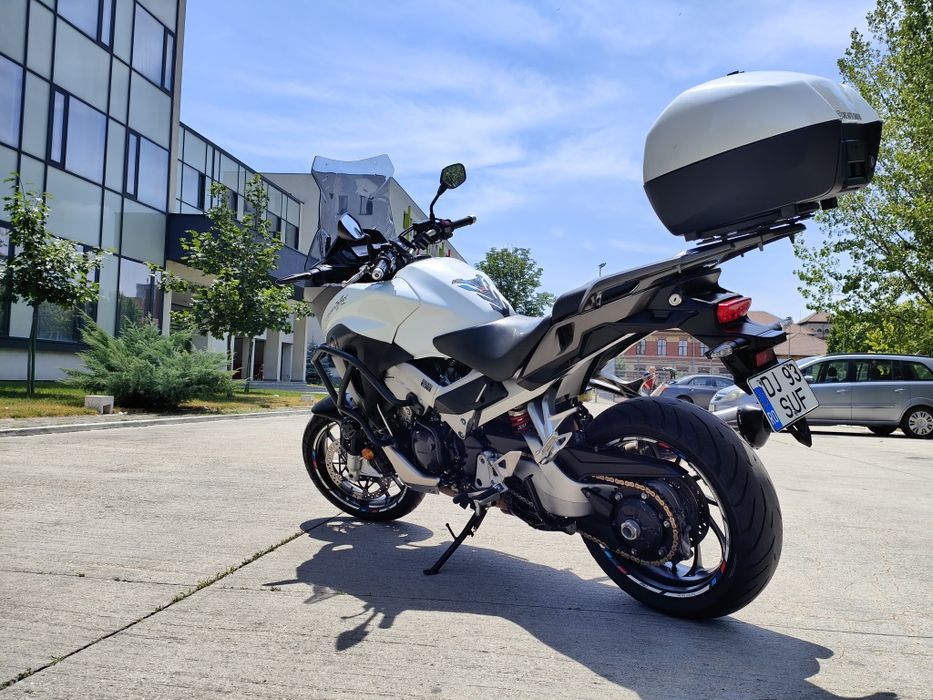 Vând honda VFR Crossrunner 800x