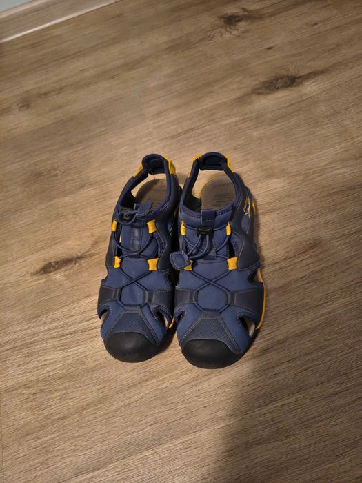 Детски сандали Geox