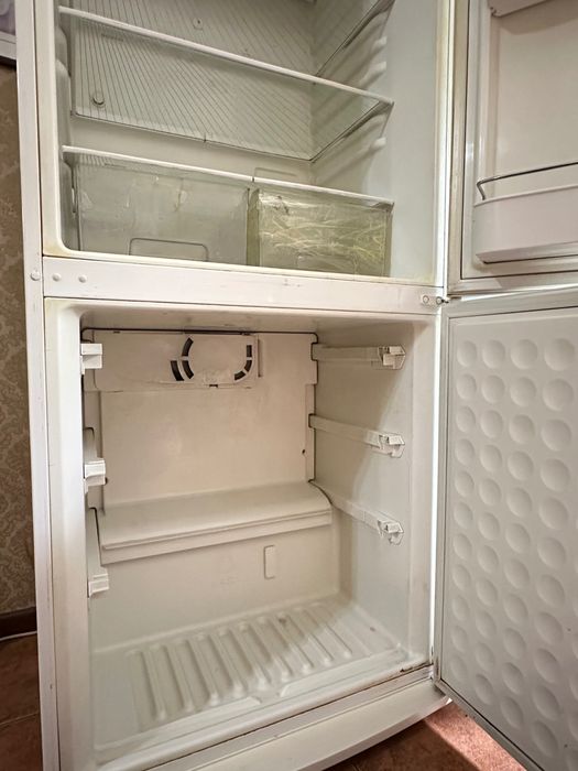 Холодильник BOSCH