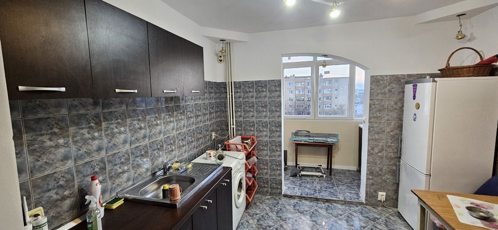 Închiriez Apartament cu doua camere