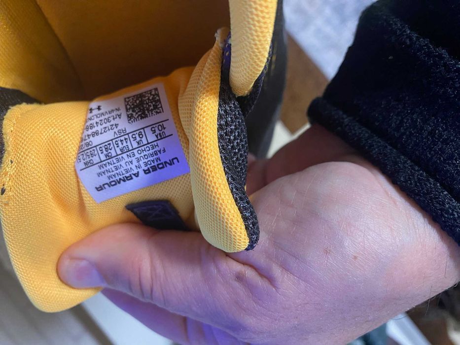 Мъжки маратонки Under Armour номер 44