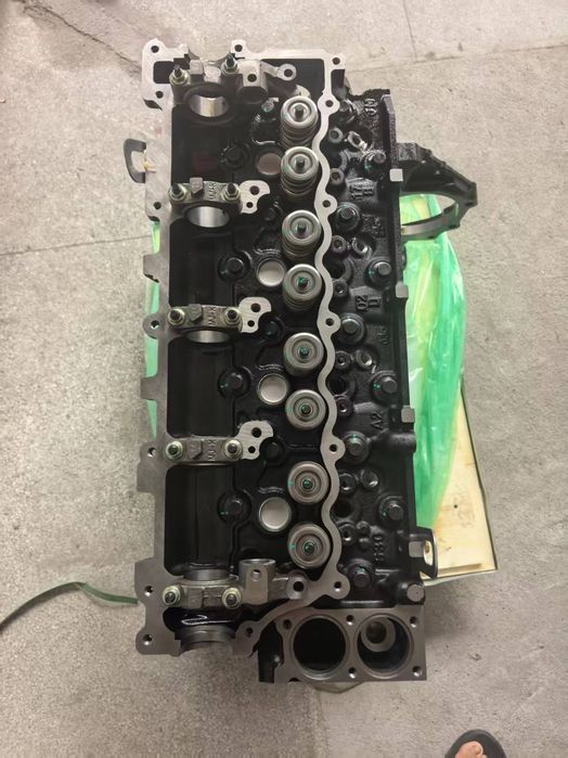 Лонгблок двигателя Isuzu 4HF1LB