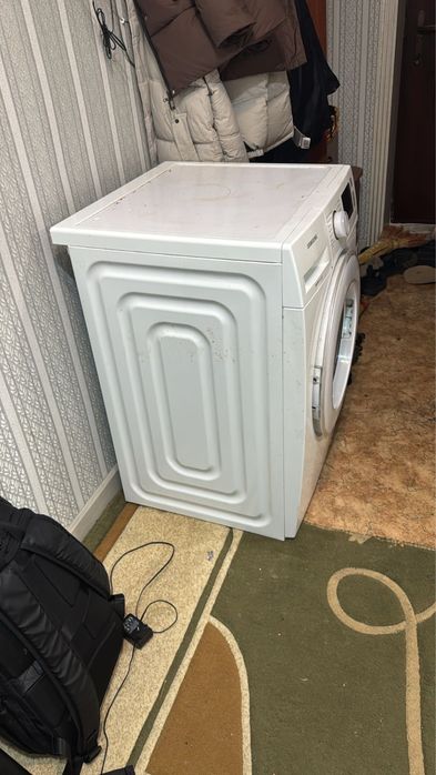 Продам стиральную машину