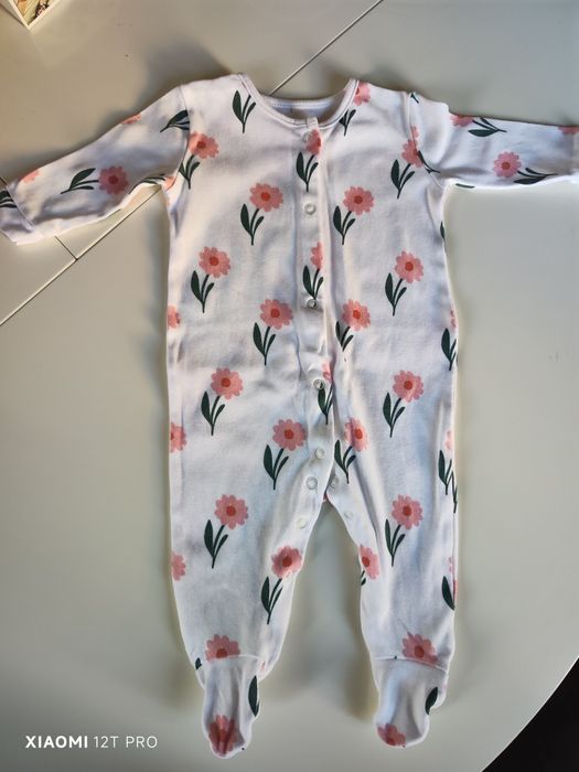 4 бр. ромпъри 6-9 месеца