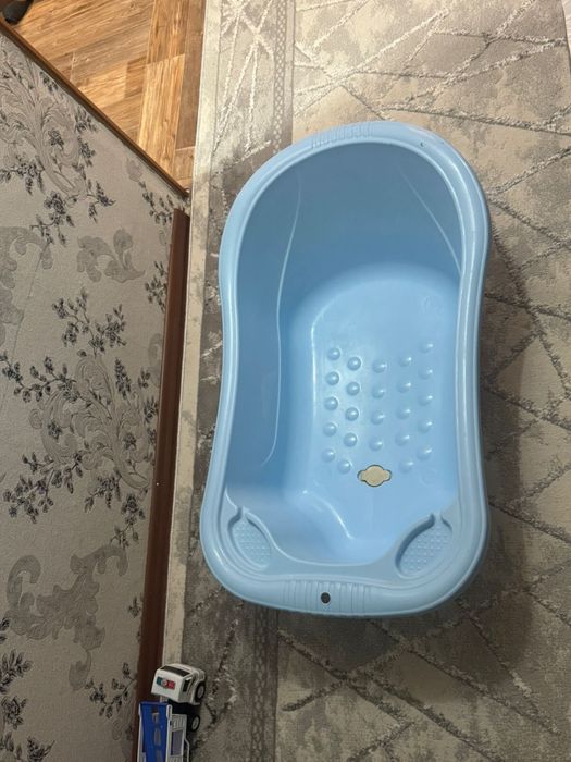 Продам ванночки 3 шт