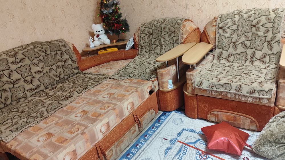 Диван угловой бу