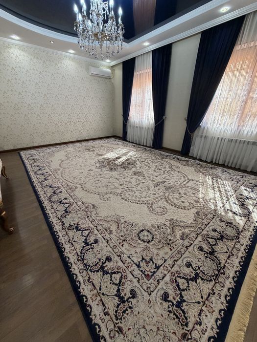 Продаю ковер гостиную
