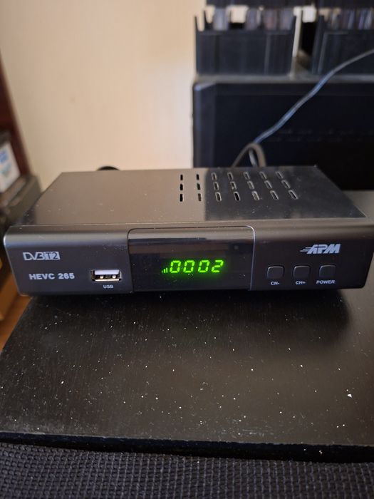 Decodor TV DVc T2 si DVc C,nou.