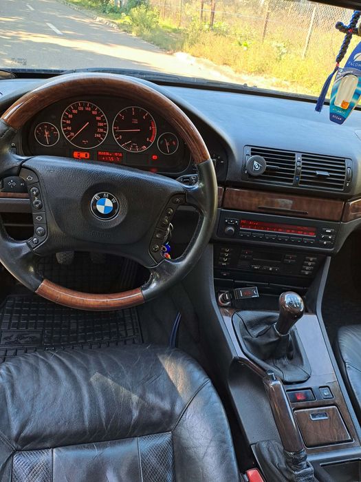 BMW 5 Series 2002 — imagine 4