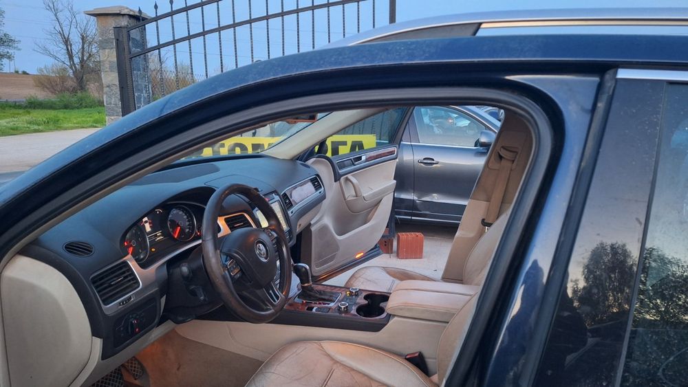VW Touareg 3.0 TDI V6, CAS 240 к.с. , 60 броя на части