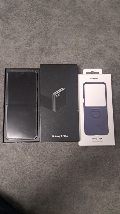 Samsung Galaxy Z Flip 6