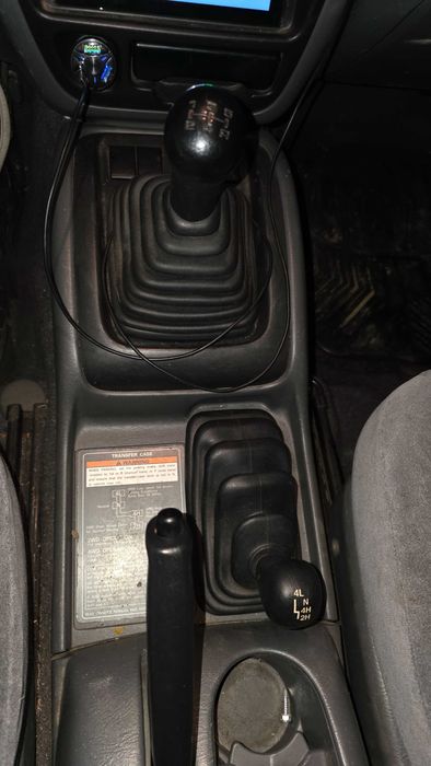 Suzukie Grand Vitara 1, 4x4 cu reductor, 1.6 benzina