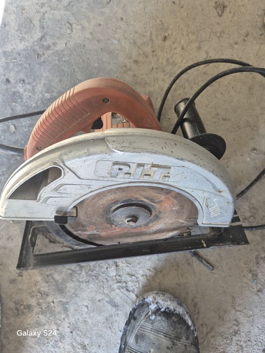 Тип: Электроинструмент