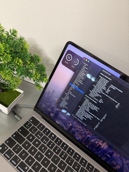 Macbook m2 2022 500 gb