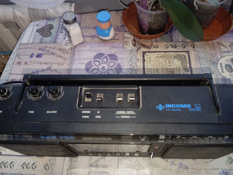Ретро касетофон RFT Incoms SKR 720