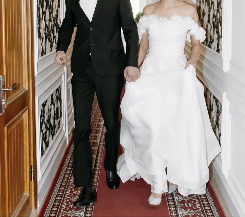 Свадебное платье